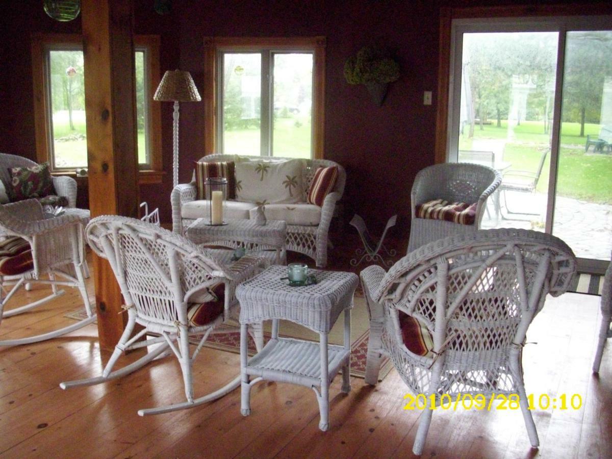 The Old Shipman House Bed & Breakfast Kemptville Bagian luar foto